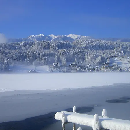 Linder بيت ضيافة 4*