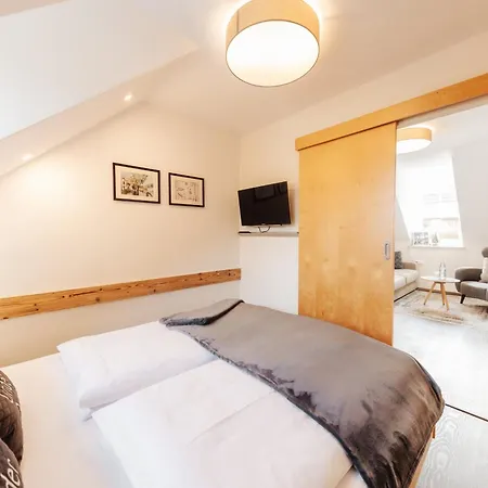 Linder 4* Seeboden