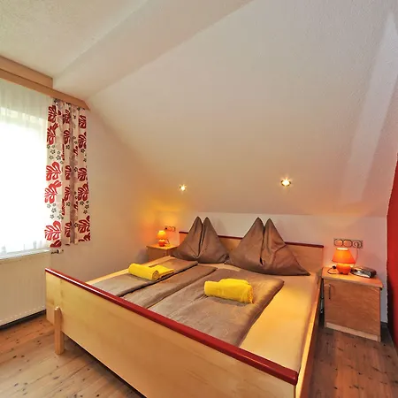 Linder 4* Seeboden