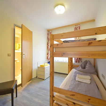 Linder 4* سيبودن