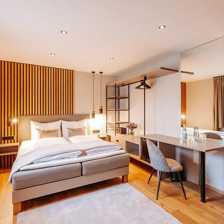 Linder 4* Seeboden