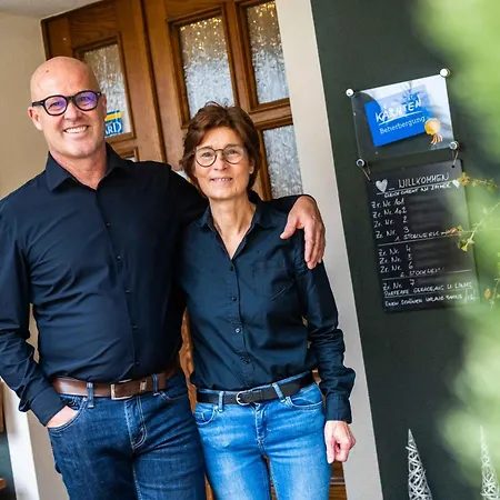 Linder בית הארחה 4*