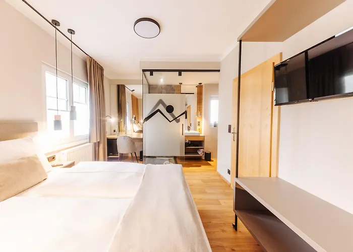 Linder בית הארחה